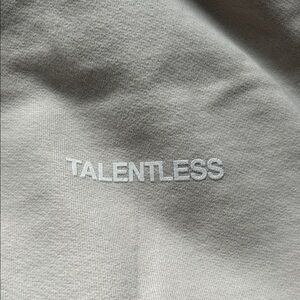 TALENTLESS Light Gray sweat suit